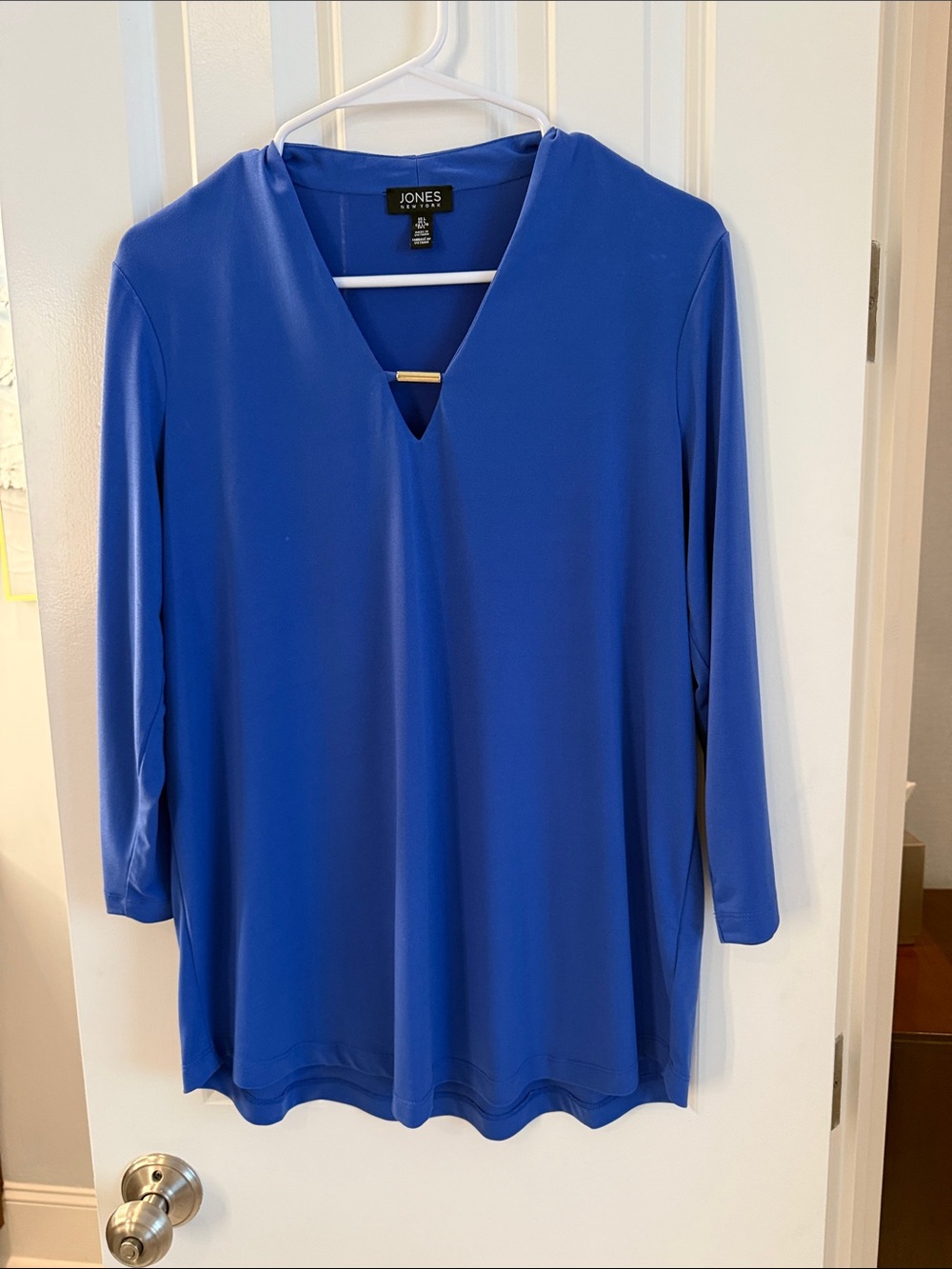 Jones New York Cobalt V-Neck Long Sleeve Top with Gold Accent